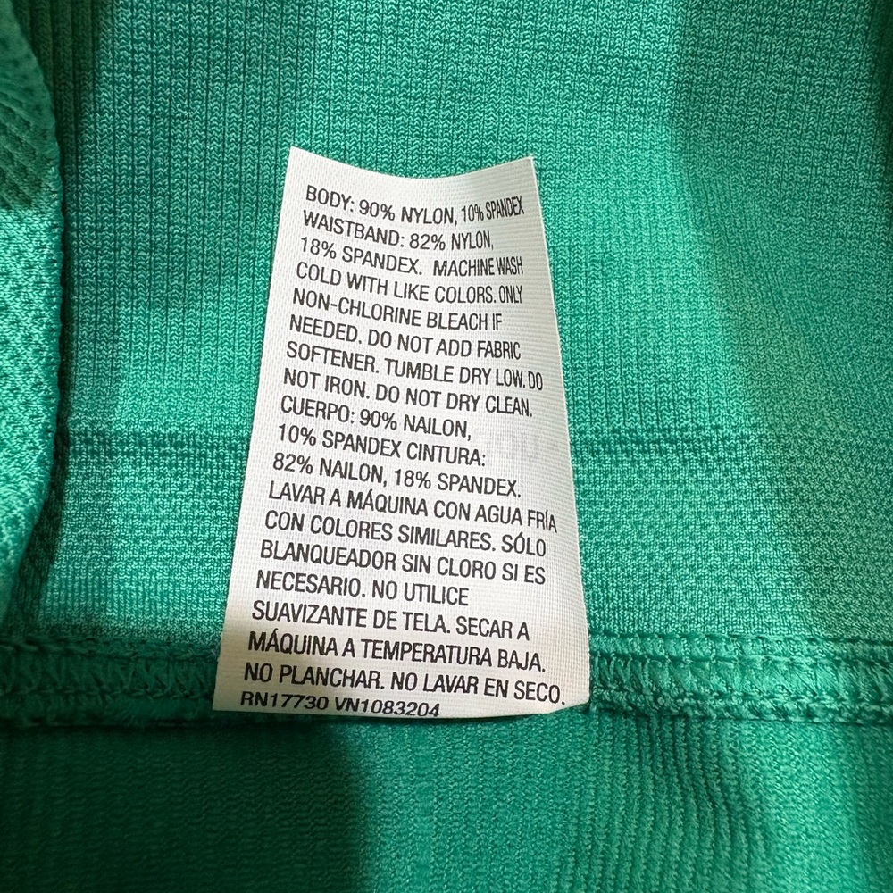 All in Motion Green Bike Shorts Women’s Size Small High Waist - Picture 8 of 8